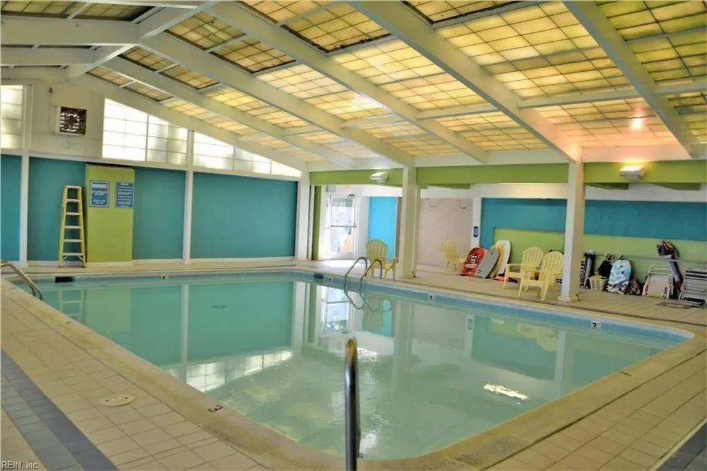 Oceanfront Condo, Ocean View And Indoor Pool Virginia Beach