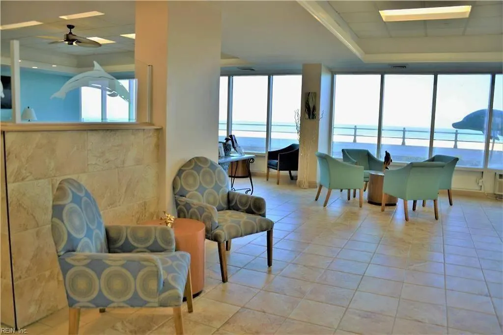 Oceanfront Condo, Ocean View And Indoor Pool Virginia Beach Holiday home