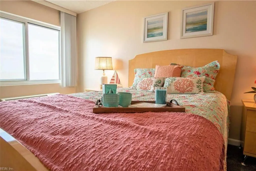 Oceanfront Condo, Ocean View And Indoor Pool Virginia Beach